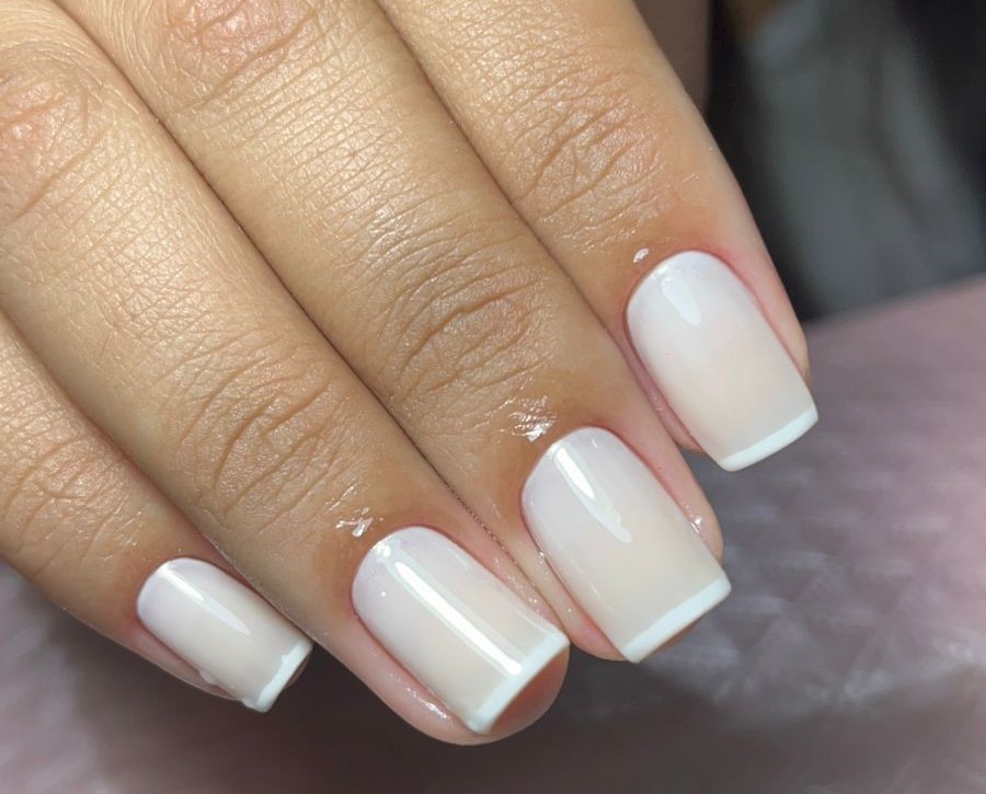 Unhas brancas